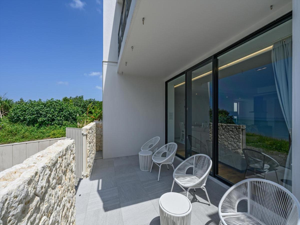 Onna Resort Nago Exteriör bild